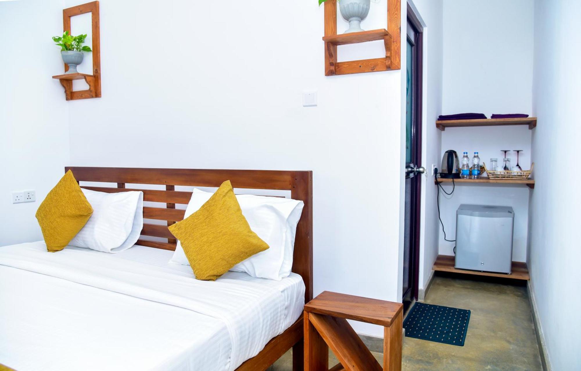 Breeze Blows Inn Ella Ngoại thất bức ảnh