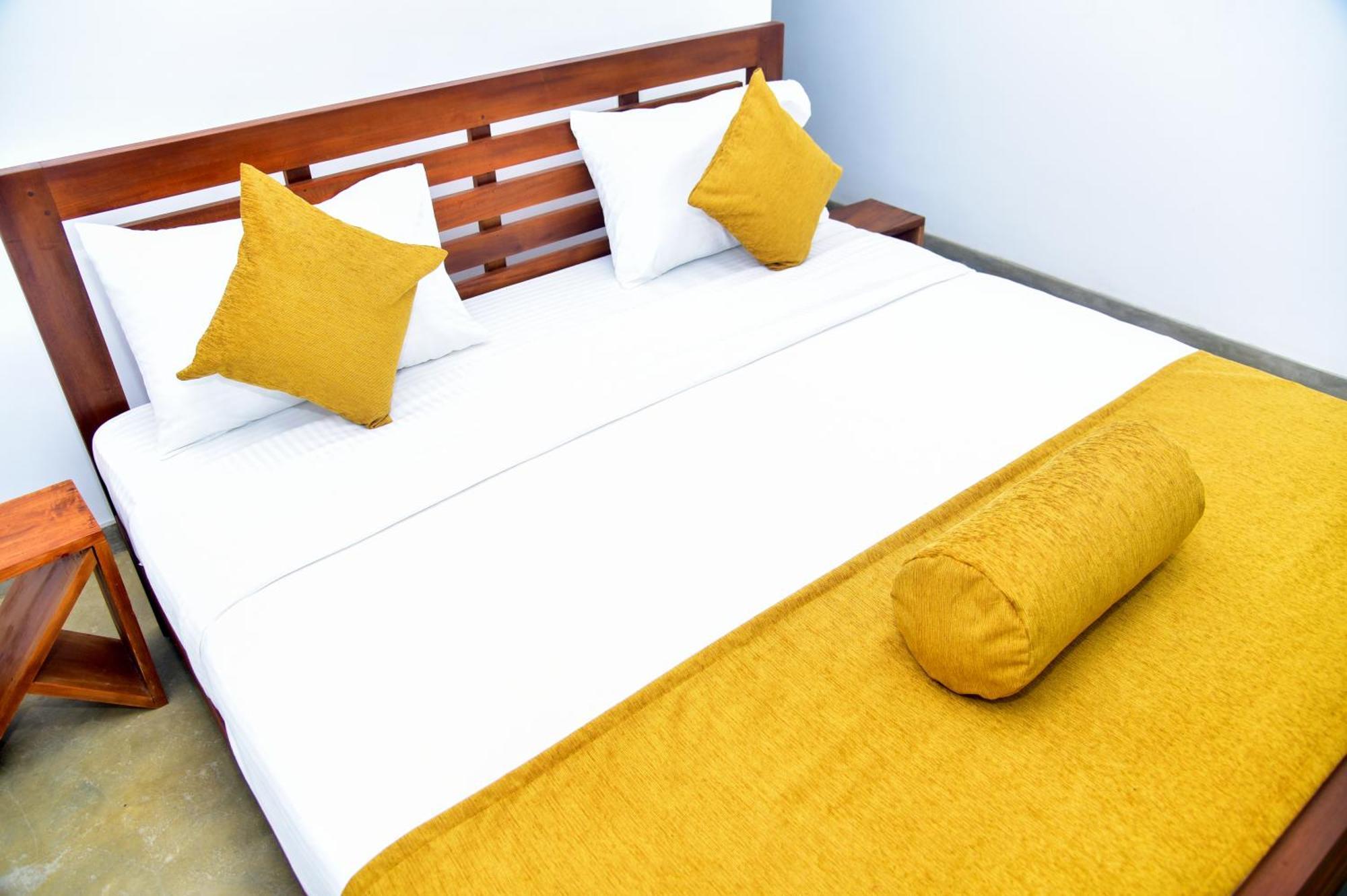 Breeze Blows Inn Ella Ngoại thất bức ảnh