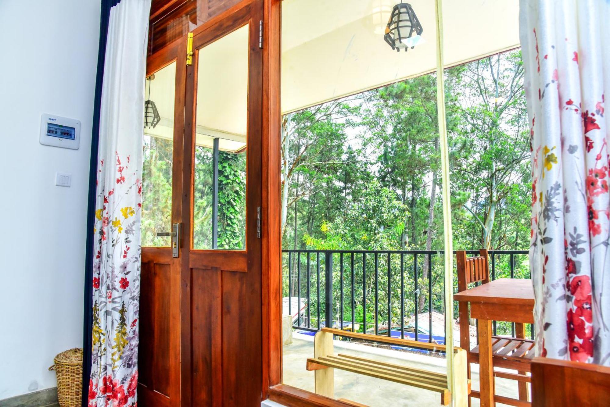 Breeze Blows Inn Ella Ngoại thất bức ảnh