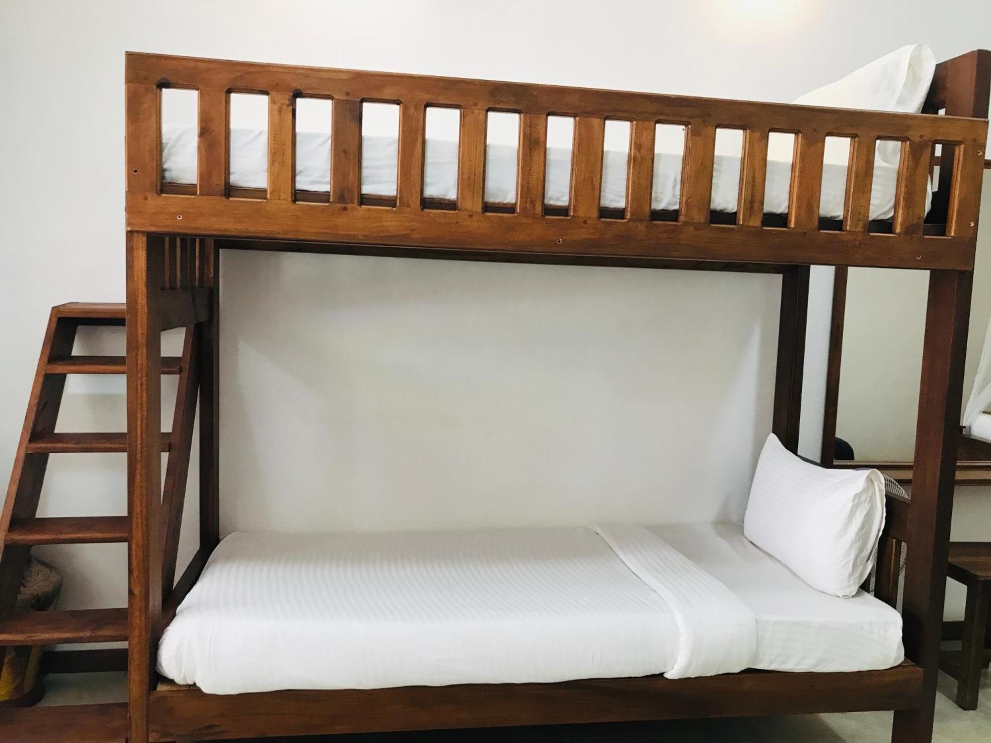 Breeze Blows Inn Ella Ngoại thất bức ảnh
